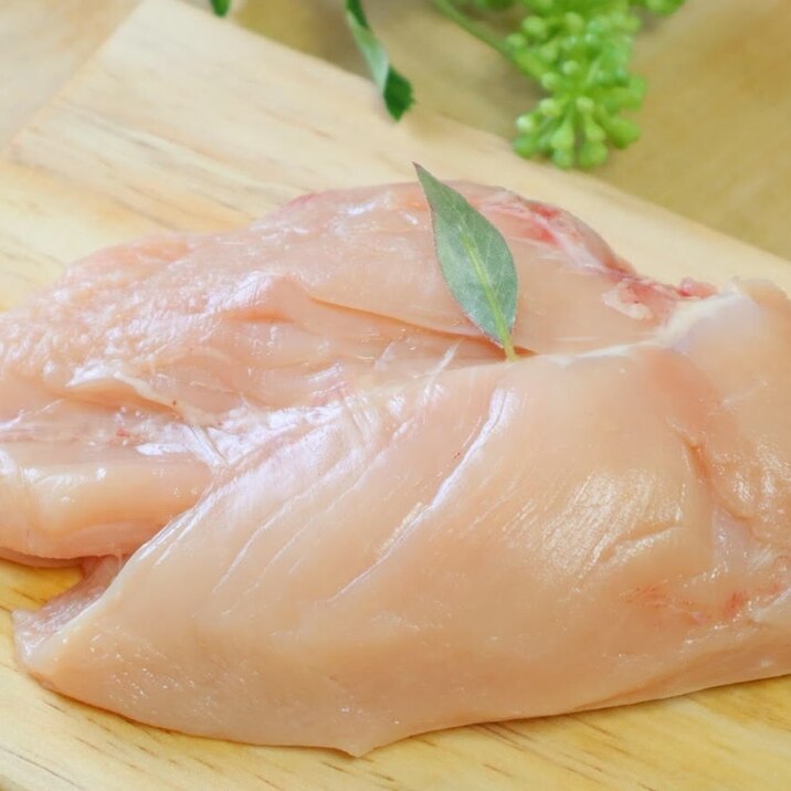 重曹で鶏むね肉をしっとり柔らかくする方法